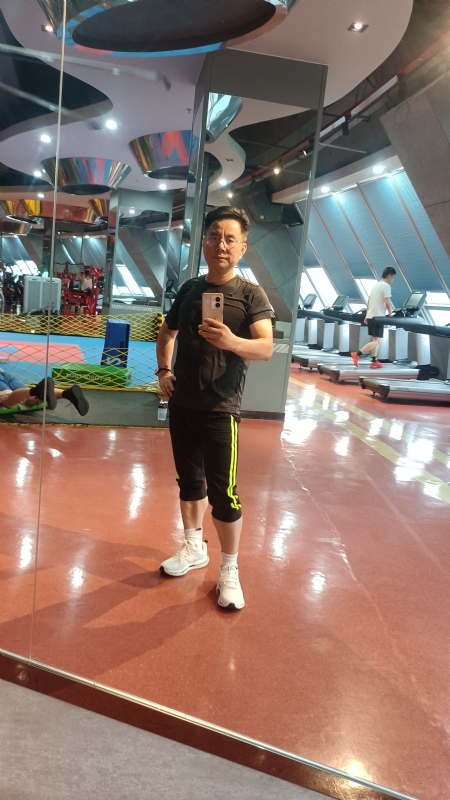 凭水相逢的第一张照片--淮安相亲服务中心