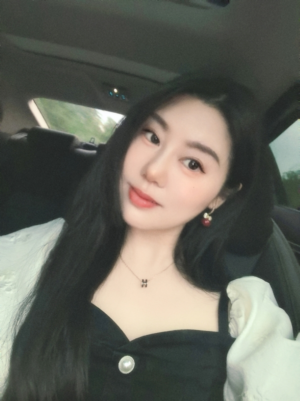 潇潇暮雨的第一张照片--淮安相亲服务中心