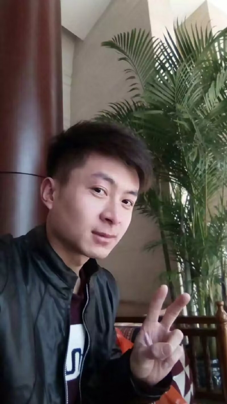 蓝锋的第一张照片--淮安相亲服务中心