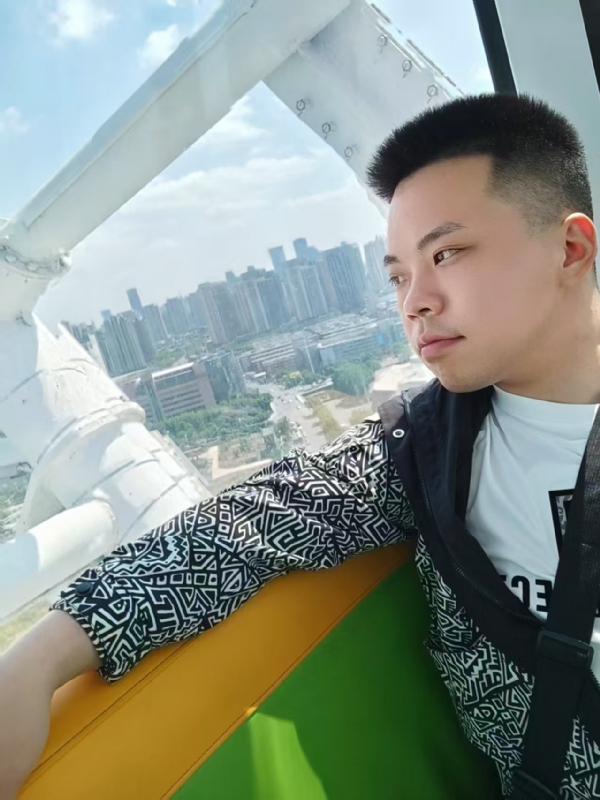 唐山相亲的第三张照片--淮安相亲服务中心