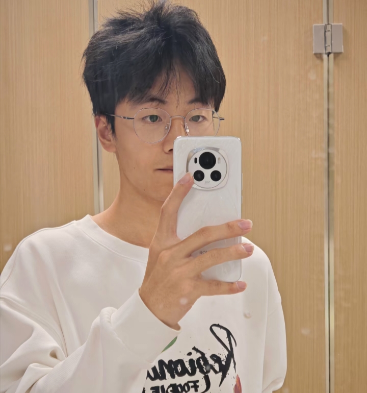 张浩博的第四张照片--淮安相亲服务中心