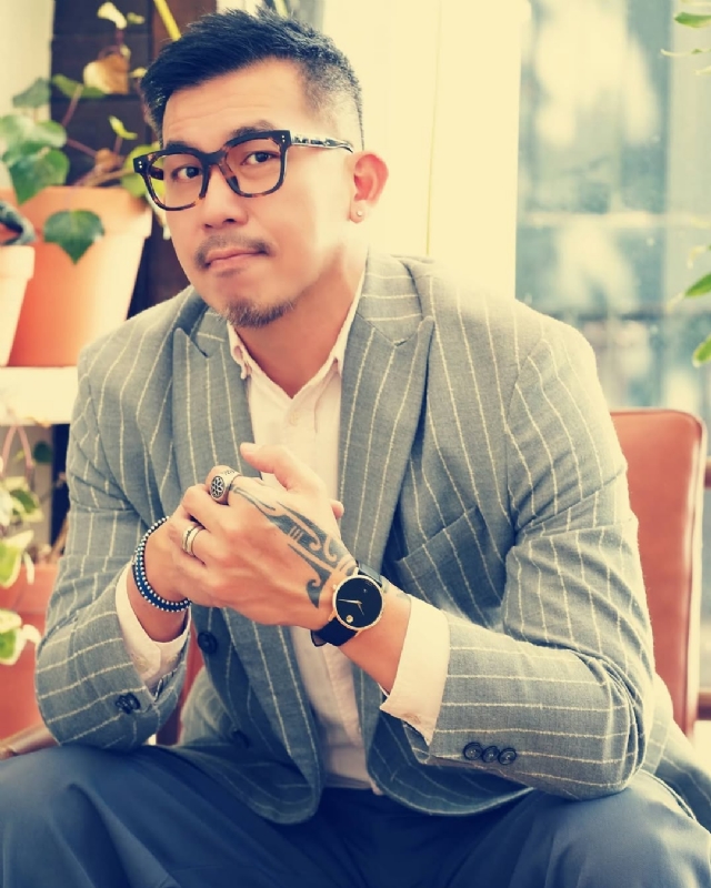 晚风渡半舟的第一张照片--淮安相亲服务中心