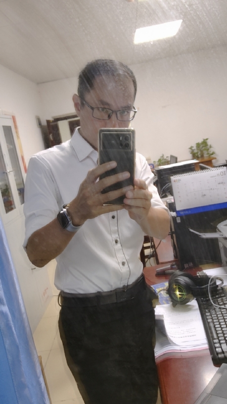 老蔡先生的第一张照片--淮安相亲服务中心