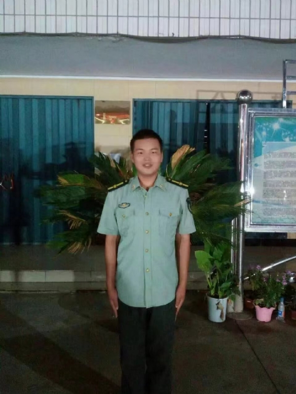 程程的第一张照片--淮安相亲服务中心