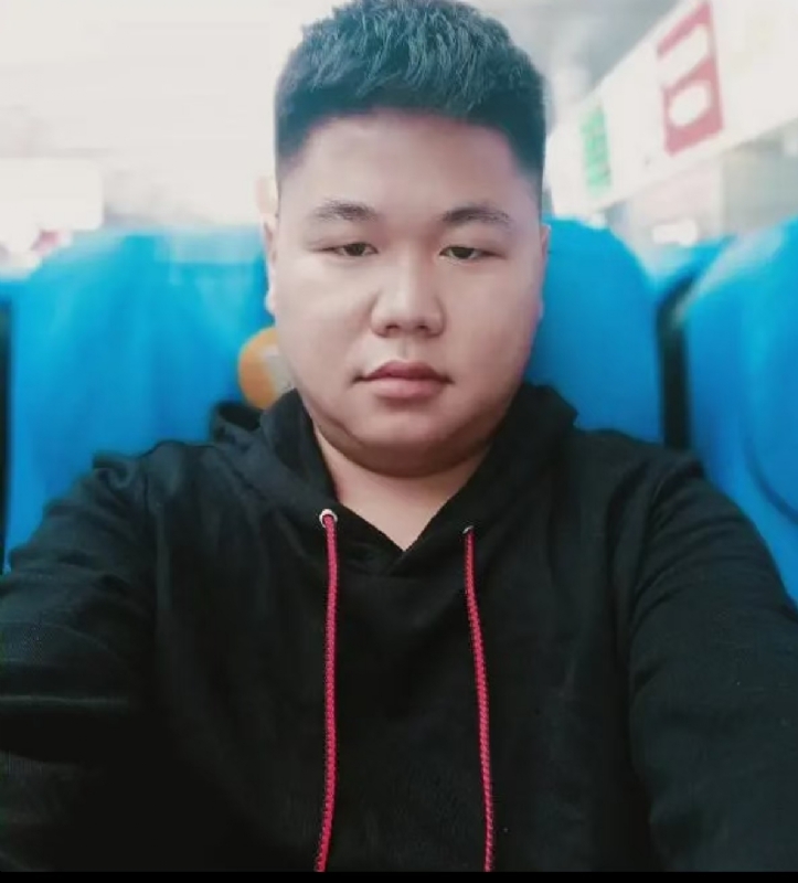 黄斌的第二张照片--淮安相亲服务中心