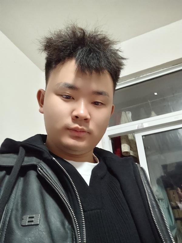 阿龙找对象的第一张照片--淮安相亲服务中心