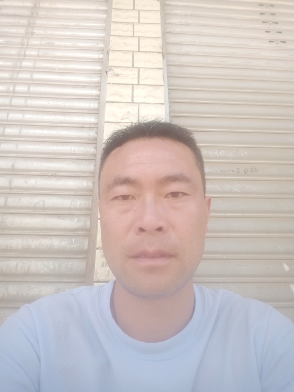 尘缘的第一张照片--淮安相亲服务中心