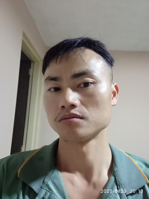 自简的第一张照片--淮安相亲服务中心