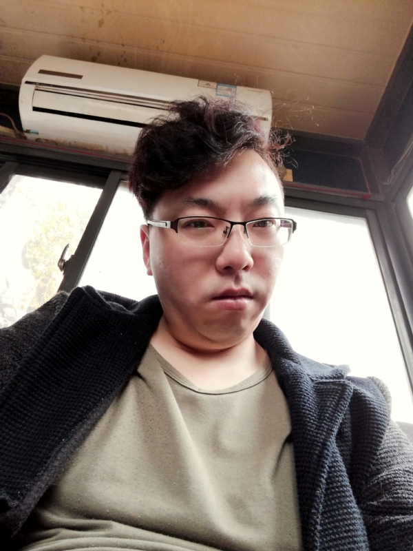 风雨彤周的第二张照片--淮安相亲服务中心