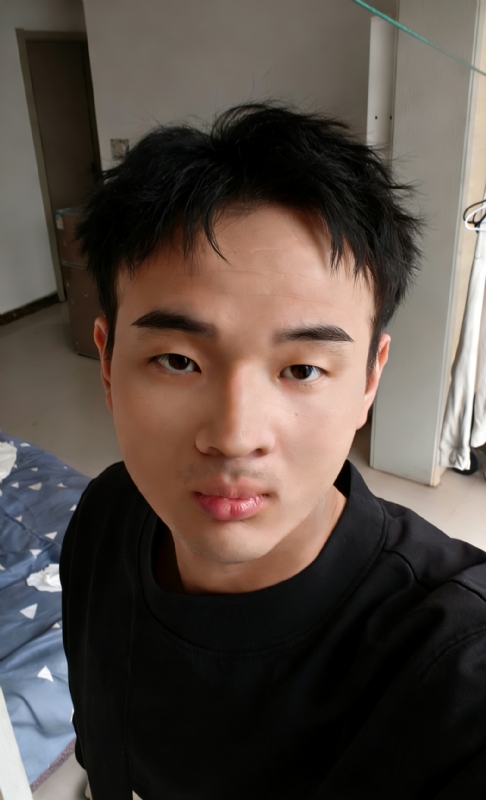 玉龙很深情的第一张照片--淮安相亲服务中心