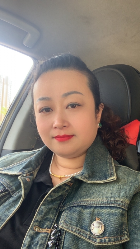 云中的蝶的第一张照片--淮安相亲服务中心